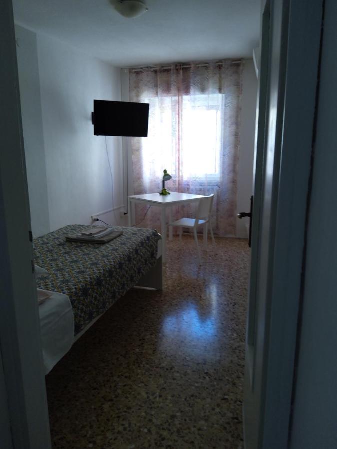 Alloggio Verona Est S. Pietro ラヴァーニョ エクステリア 写真