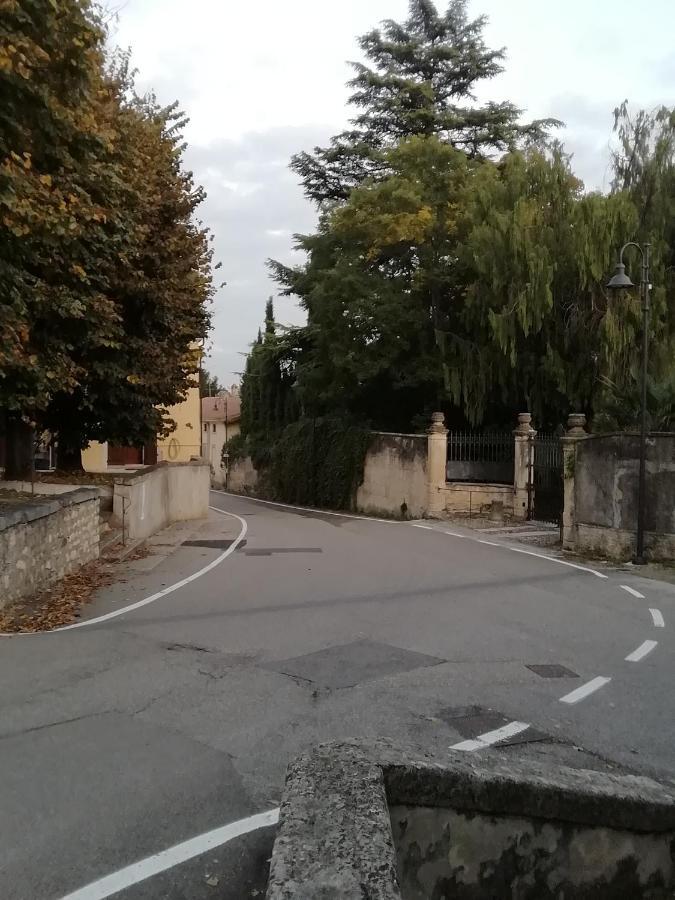 Alloggio Verona Est S. Pietro ラヴァーニョ エクステリア 写真